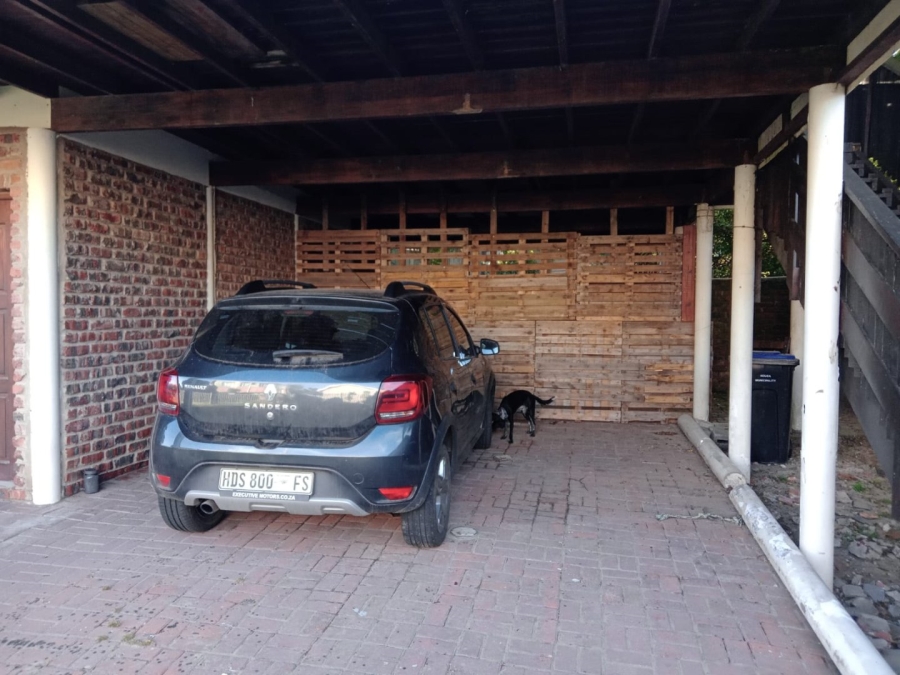  Bedroom Property for Sale in Paradise Beach Eastern Cape